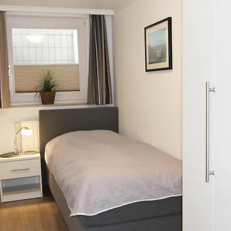 Trutz Blanker Hans - Duenenstr 19, App 7 * Wenningstedt-Braderup