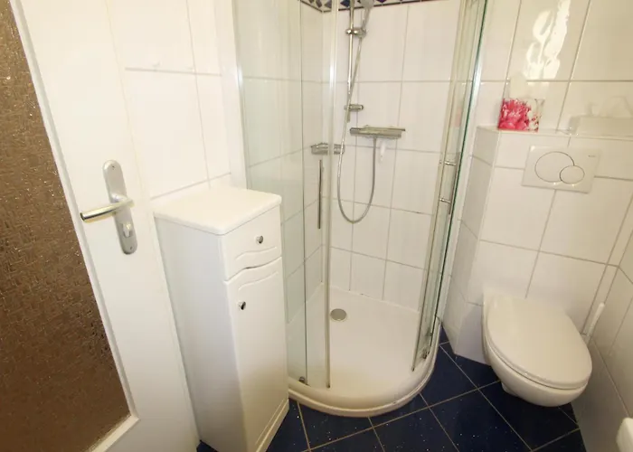 Trutz Blanker Hans - Dünenstr 19, App 7 *